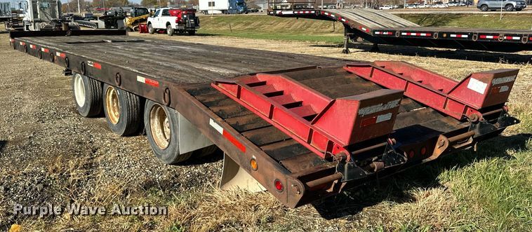 image for item DN0838 2005 Towmaster equipment trailer