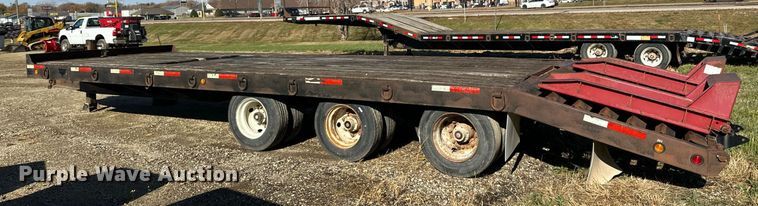 image for item DN0838 2005 Towmaster equipment trailer