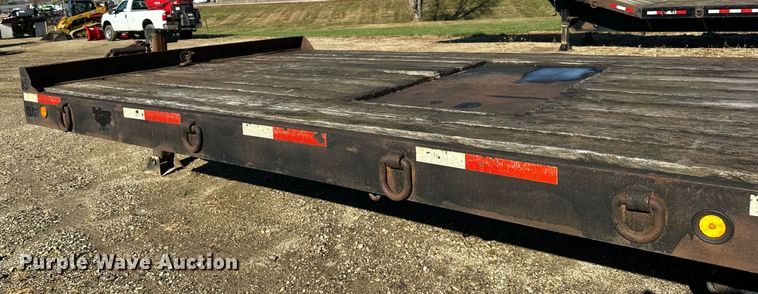 image for item DN0838 2005 Towmaster equipment trailer