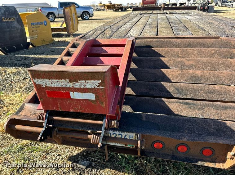 image for item DN0838 2005 Towmaster equipment trailer