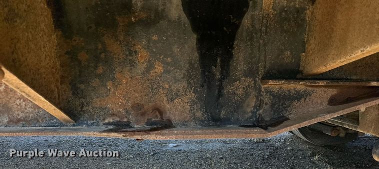 image for item DN0838 2005 Towmaster equipment trailer