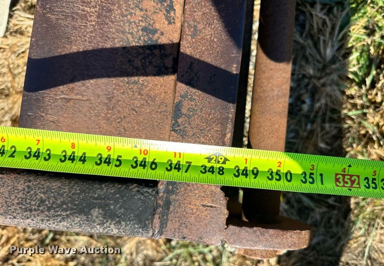 image for item DN0838 2005 Towmaster equipment trailer