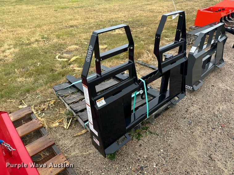 image for item DN0841 Kioti PFW4448S skid steer forks