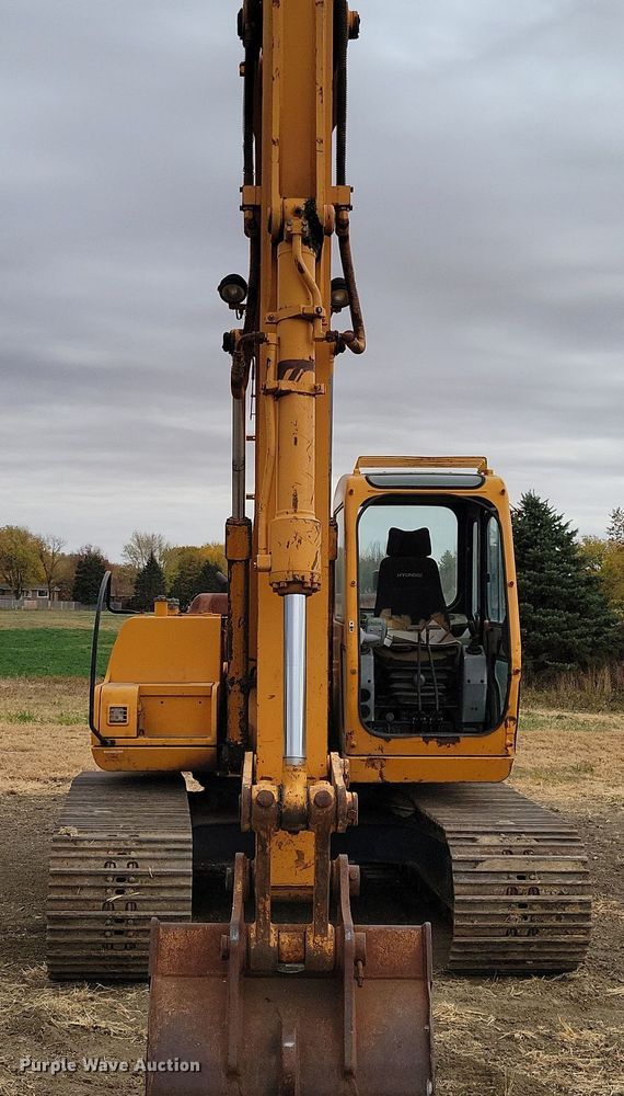 image for item DN3615 1999 Hyundai Robex 130LC-3 excavator