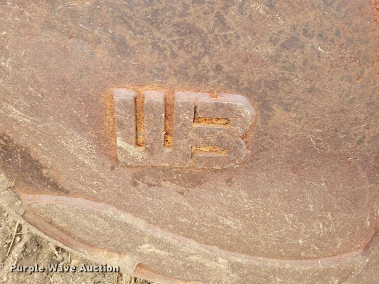 image for item DN3615 1999 Hyundai Robex 130LC-3 excavator