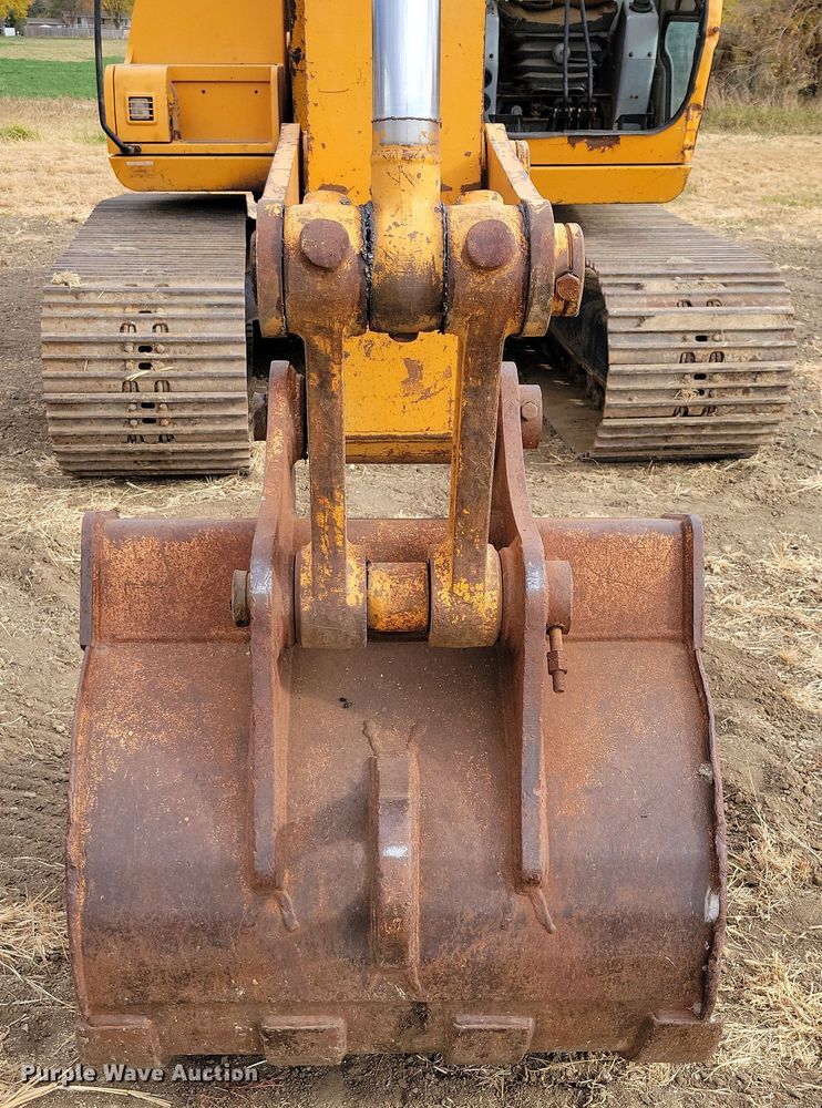 image for item DN3615 1999 Hyundai Robex 130LC-3 excavator