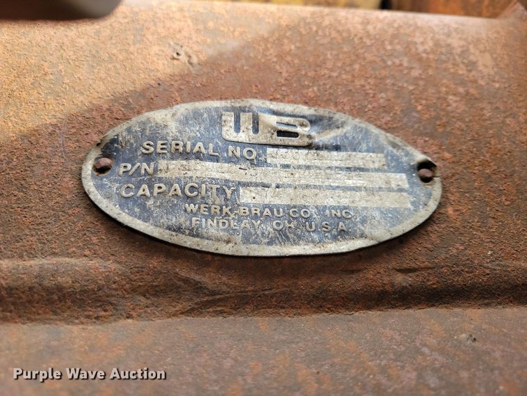 image for item DN3615 1999 Hyundai Robex 130LC-3 excavator