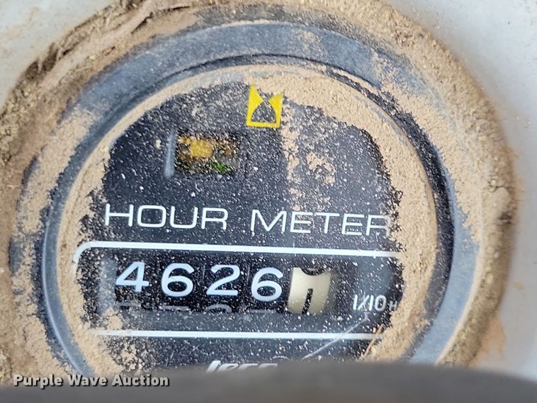 image for item DN3615 1999 Hyundai Robex 130LC-3 excavator