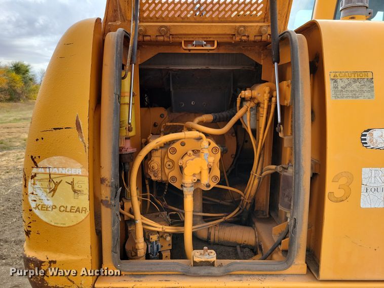 image for item DN3615 1999 Hyundai Robex 130LC-3 excavator