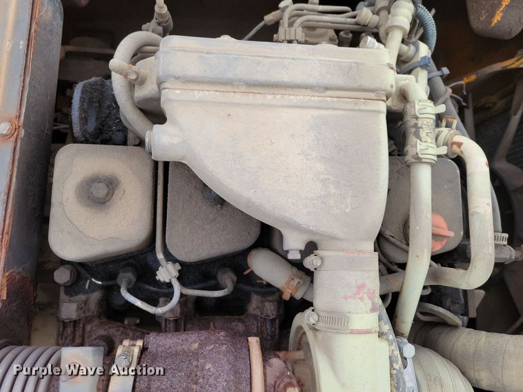 image for item DN3615 1999 Hyundai Robex 130LC-3 excavator