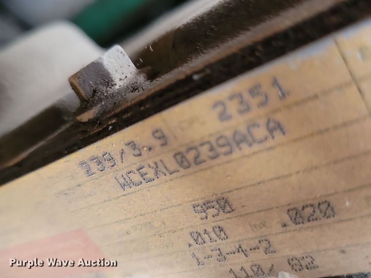 image for item DN3615 1999 Hyundai Robex 130LC-3 excavator