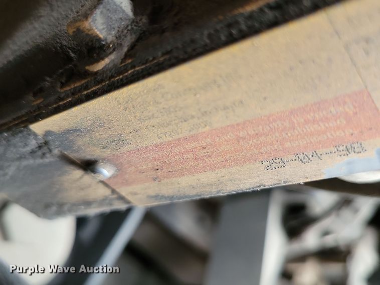 image for item DN3615 1999 Hyundai Robex 130LC-3 excavator