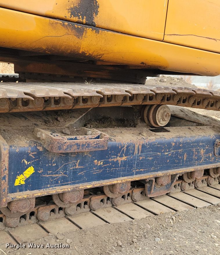 image for item DN3615 1999 Hyundai Robex 130LC-3 excavator