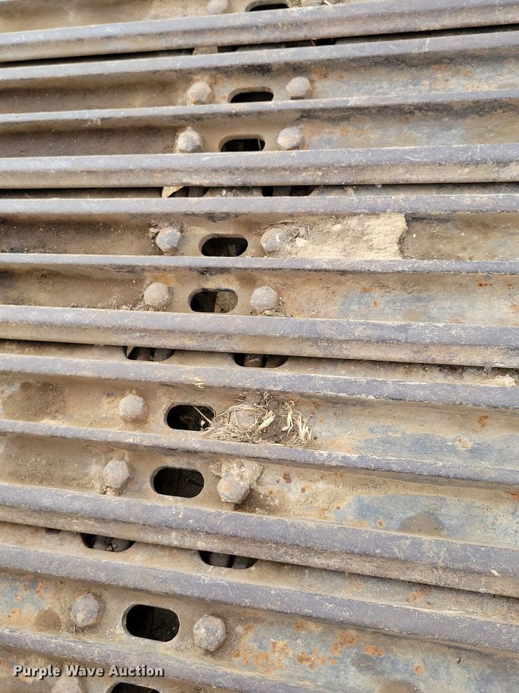 image for item DN3615 1999 Hyundai Robex 130LC-3 excavator