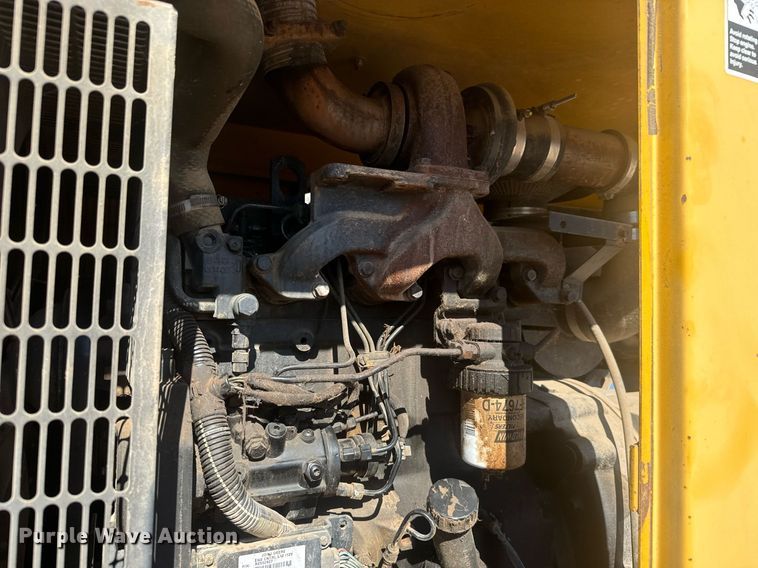 image for item DO1753 2007 Falcon Trailerworks generator