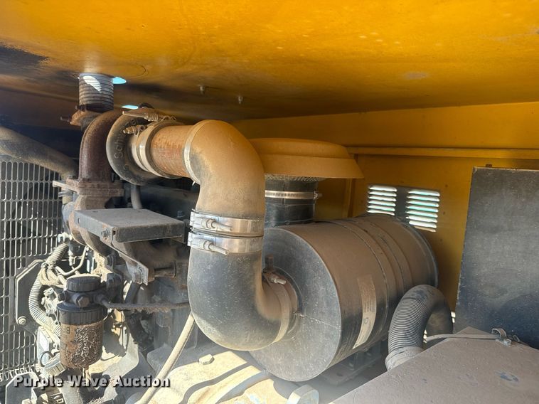 image for item DO1753 2007 Falcon Trailerworks generator