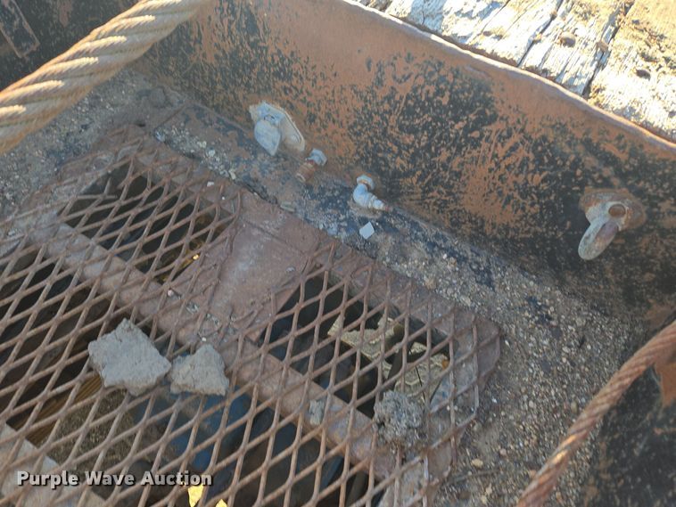 image for item DO1755 1994 Mack RD688S winch truck