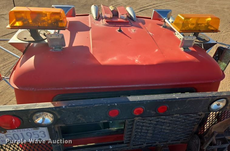 image for item DO1755 1994 Mack RD688S winch truck