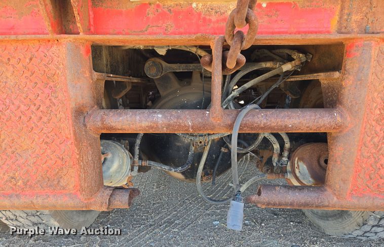 image for item DO1756 1999 Western Star 4964EX winch truck