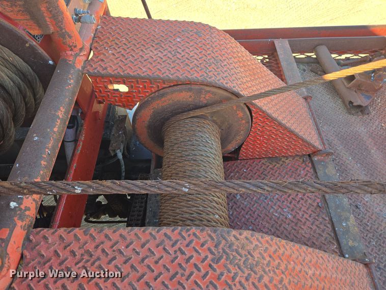 image for item DO1756 1999 Western Star 4964EX winch truck