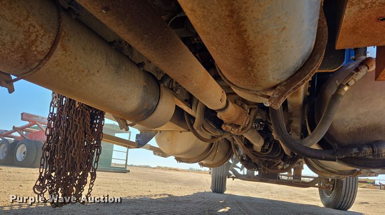 image for item DO1756 1999 Western Star 4964EX winch truck