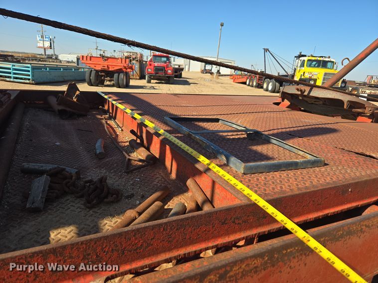 image for item DO1756 1999 Western Star 4964EX winch truck