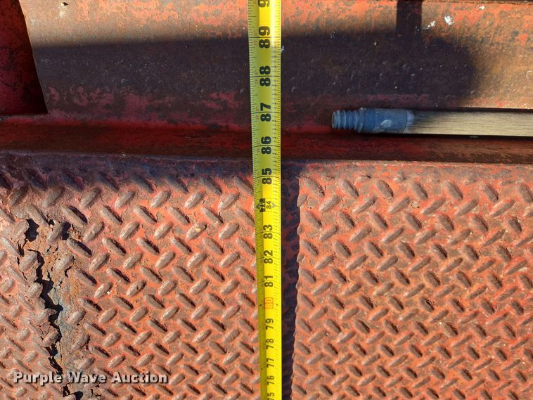 image for item DO1756 1999 Western Star 4964EX winch truck