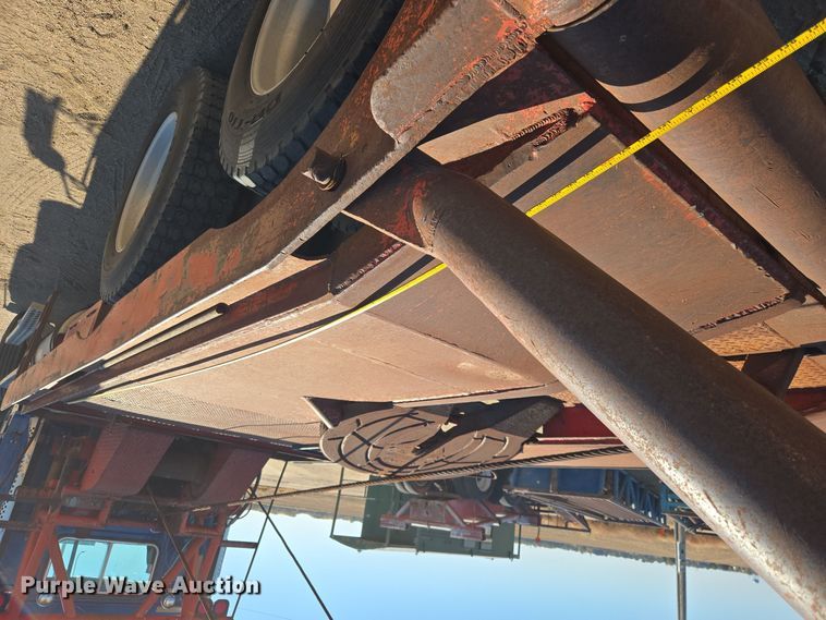 image for item DO1756 1999 Western Star 4964EX winch truck