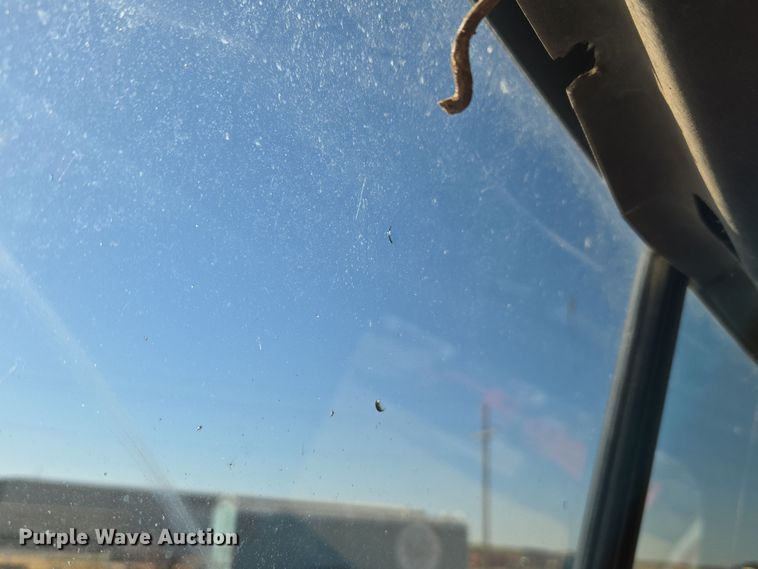 image for item DO1756 1999 Western Star 4964EX winch truck