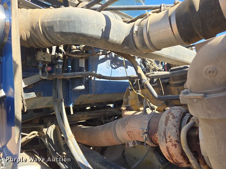 image for item DO1756 1999 Western Star 4964EX winch truck