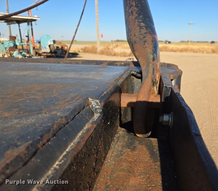 image for item DO1757 1991 International Paystar 5000 winch truck