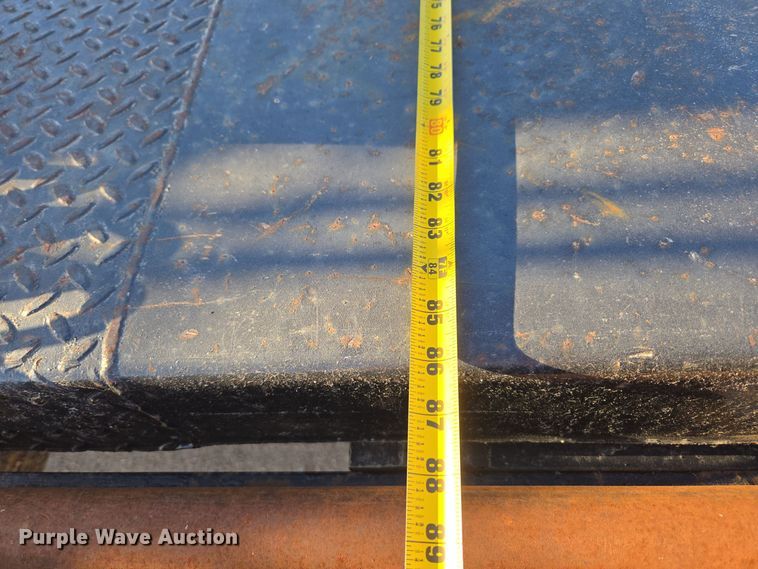 image for item DO1757 1991 International Paystar 5000 winch truck