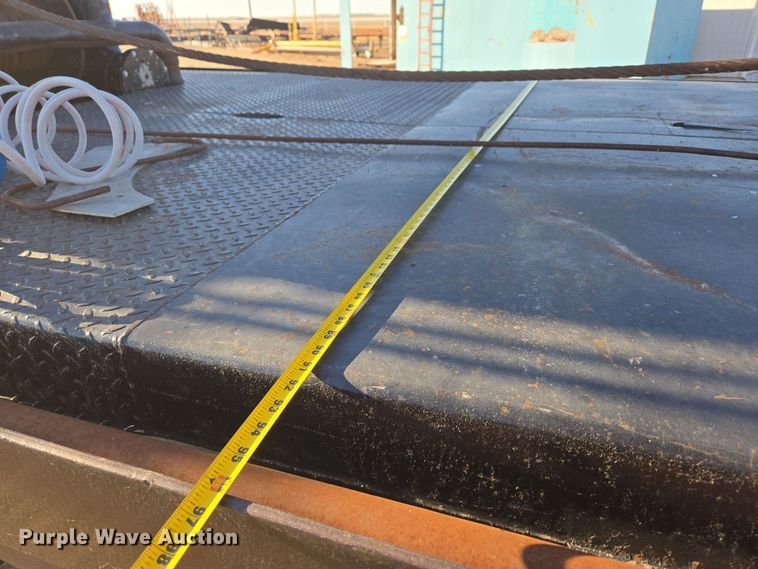 image for item DO1757 1991 International Paystar 5000 winch truck