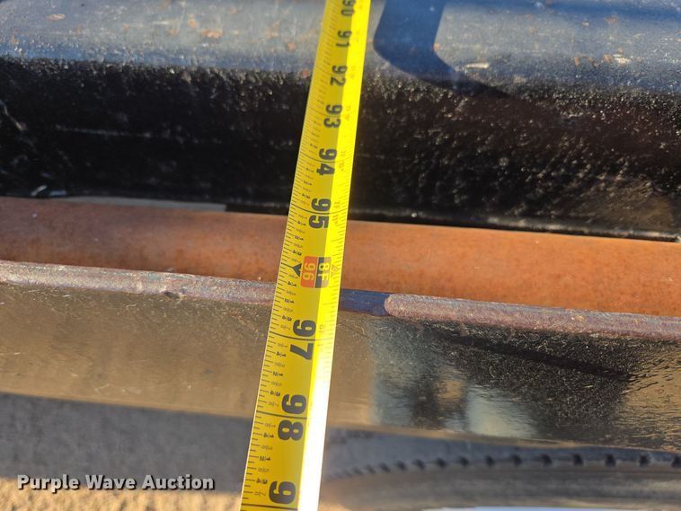 image for item DO1757 1991 International Paystar 5000 winch truck