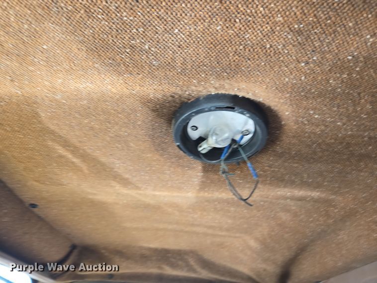 image for item DO1757 1991 International Paystar 5000 winch truck