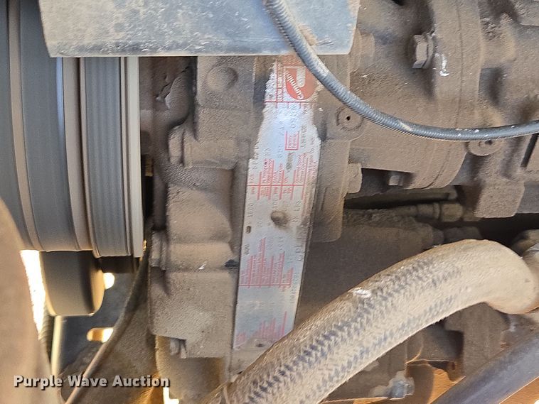 image for item DO1757 1991 International Paystar 5000 winch truck