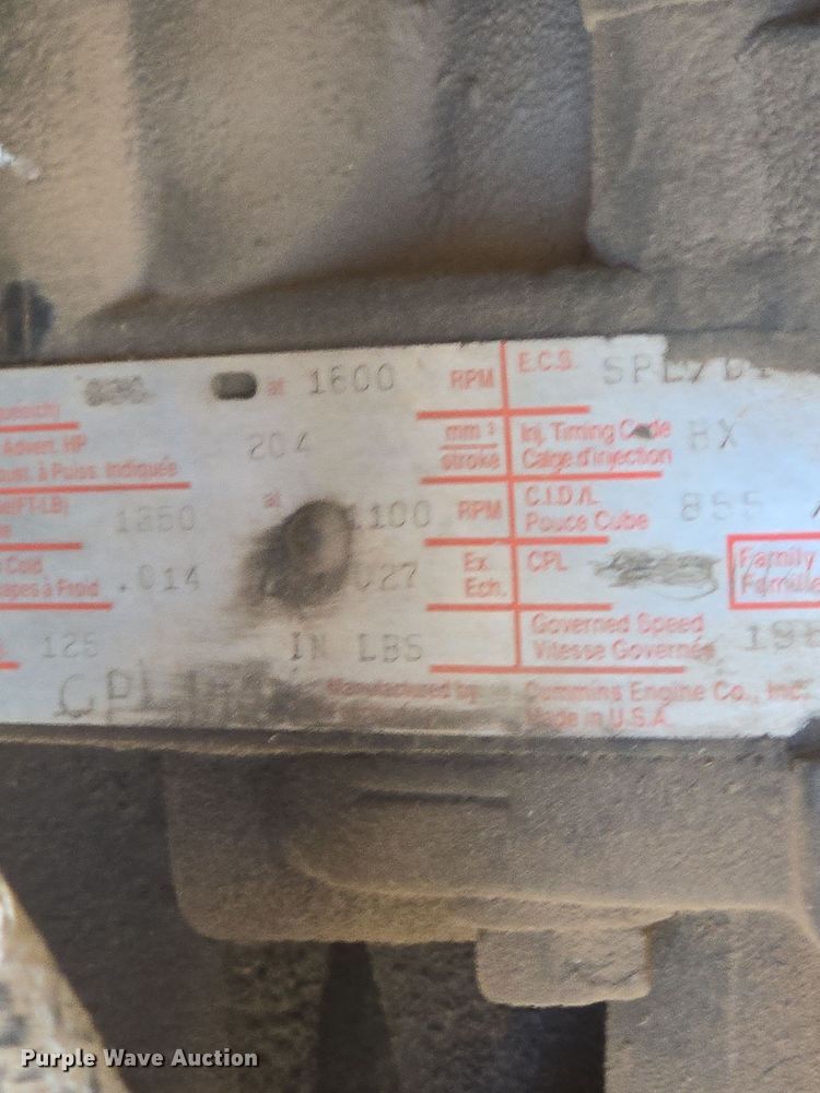 image for item DO1757 1991 International Paystar 5000 winch truck