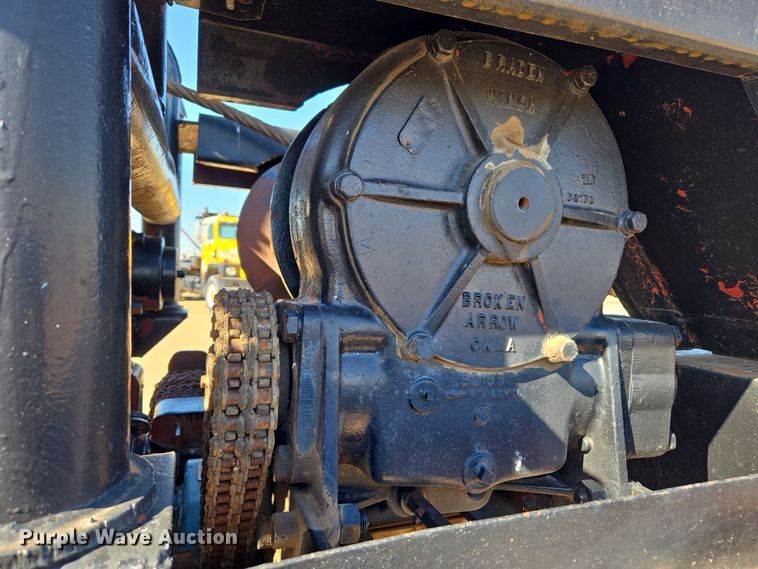 image for item DO1763 1981 Autocar winch truck