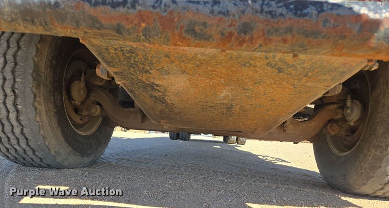 image for item DO1763 1981 Autocar winch truck