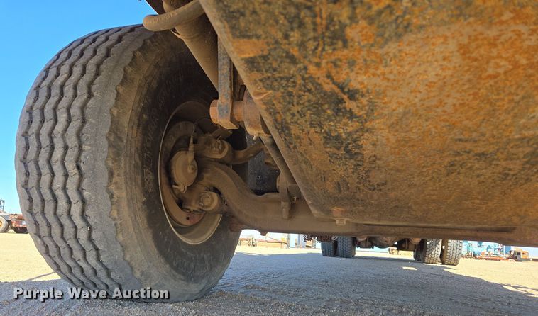 image for item DO1763 1981 Autocar winch truck