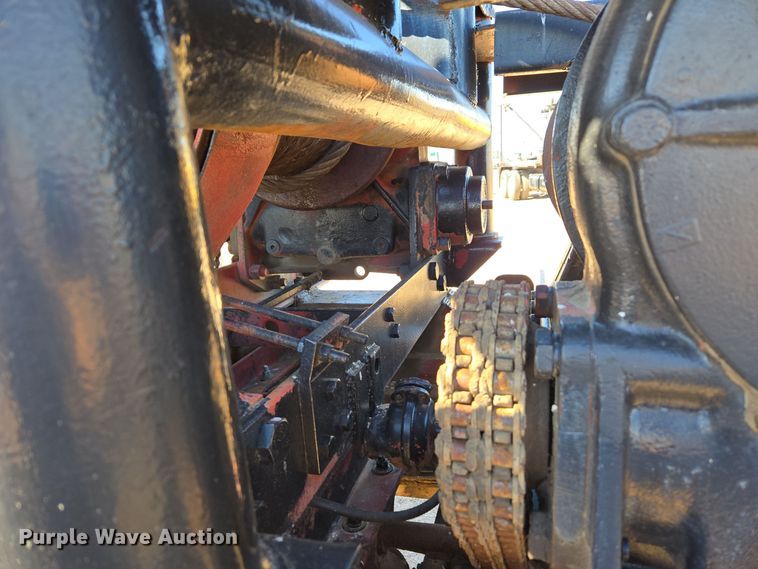 image for item DO1763 1981 Autocar winch truck