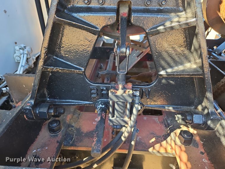 image for item DO1763 1981 Autocar winch truck