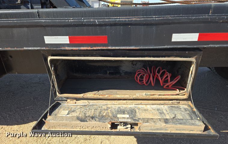 image for item DO1763 1981 Autocar winch truck