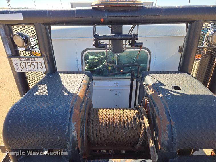 image for item DO1763 1981 Autocar winch truck