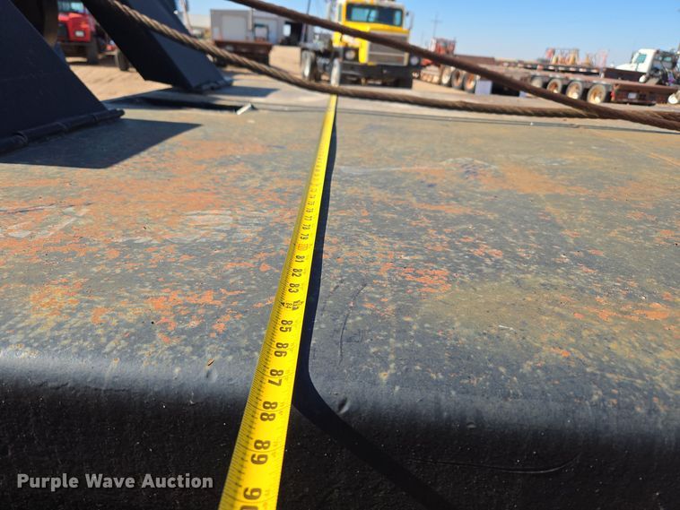 image for item DO1763 1981 Autocar winch truck