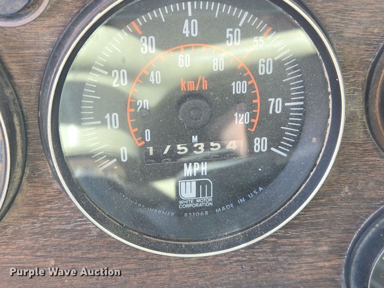 image for item DO1763 1981 Autocar winch truck