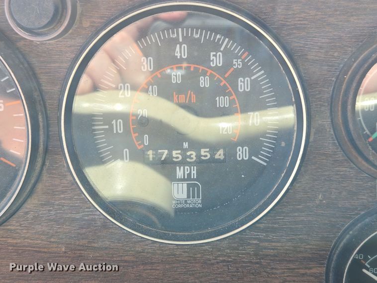 image for item DO1763 1981 Autocar winch truck