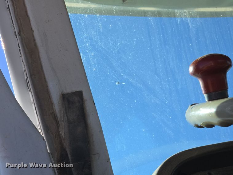 image for item DO1763 1981 Autocar winch truck