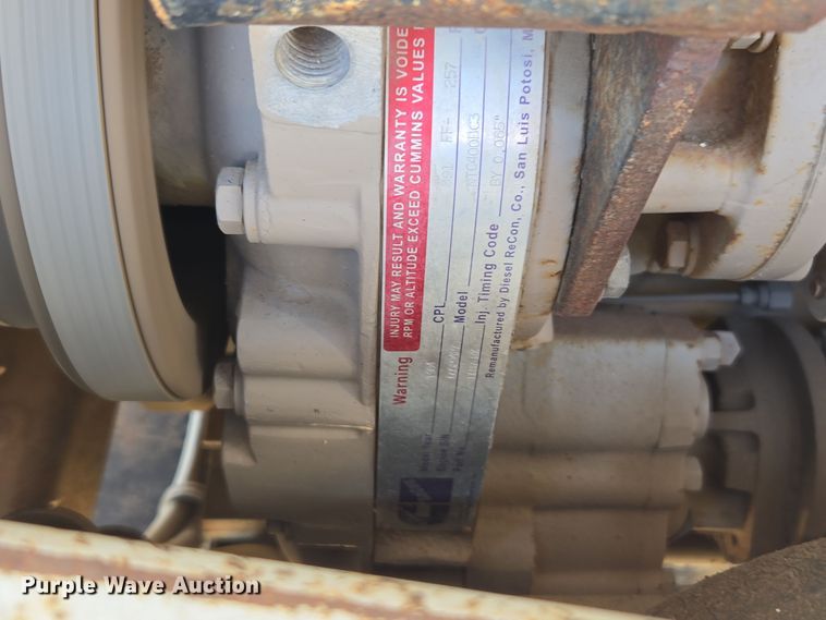 image for item DO1763 1981 Autocar winch truck