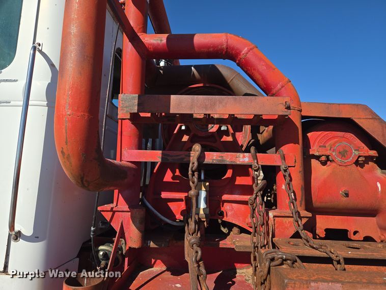 image for item DO1764 1981 Autocar DC10364B winch truck